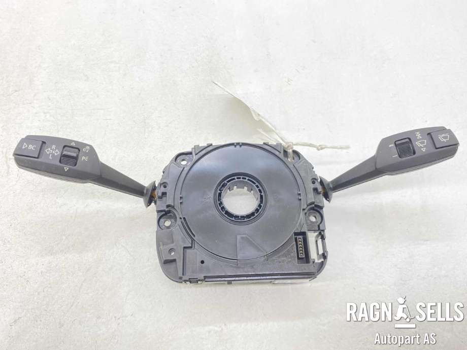 Bryter combi til BMW 3-Serie 2005-2011 (E90/E91/E92/E93) (E90/E91/E92/E93) (61 31 9 123 032|)