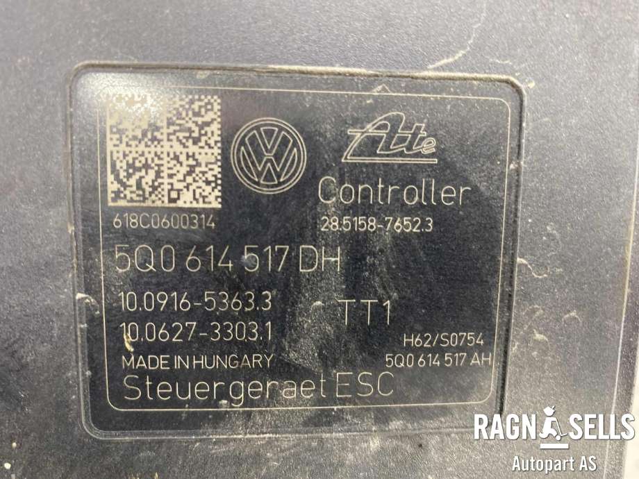 ABS sentral til VW Passat 2015-2019 (Fase 1) (B8) (B8) (5Q0 614 517 FM|5Q0 614 517 DH|)