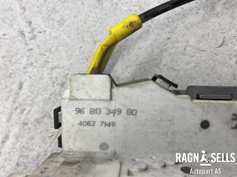 Låsekasse høyre foran til Fiat Scudo 2007-2017 (Type II)  (9681334980|)