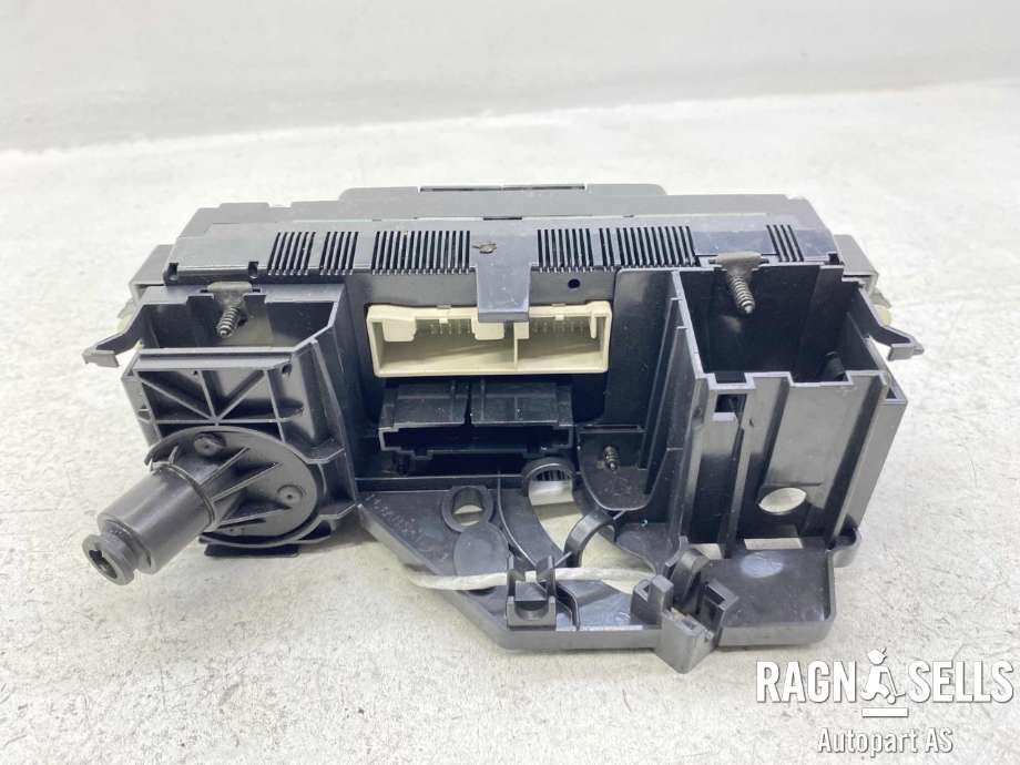 Varmeapparat betjening til VW Golf V, Combi 2003-2008 (1K0 820 047 HC|)