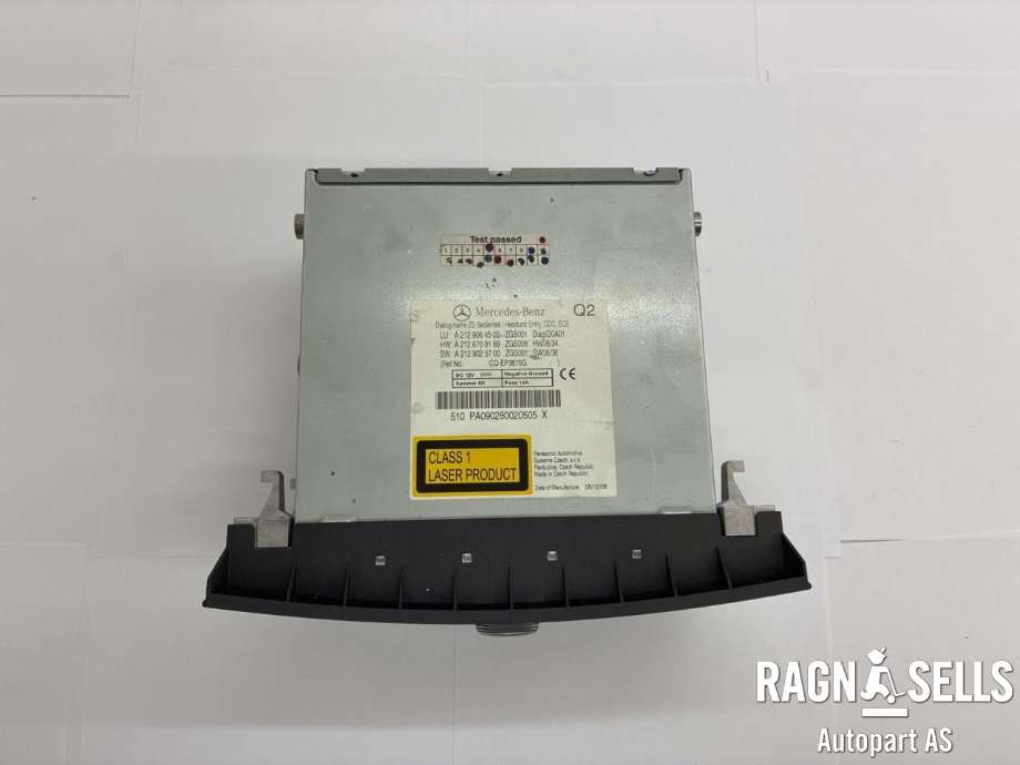 Bilstereo navigasjon til Mercedes E-Klasse 2009-2013 (Fase 1) (W212) (W212) (A 212 906 45 00|A 212 906 00 01|A 212 900 50 10)