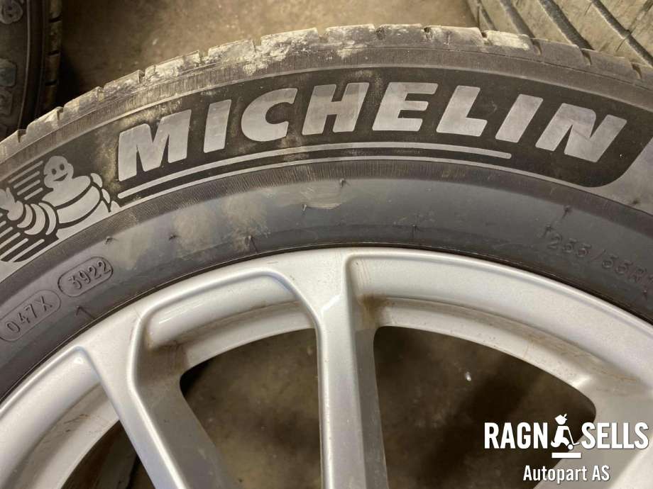 Hjulsett aluminium sommer til Porsche Cayenne 2002-2006 (Fase 1) (9PA) (9PA) (MICHELIN|255/55R18|)