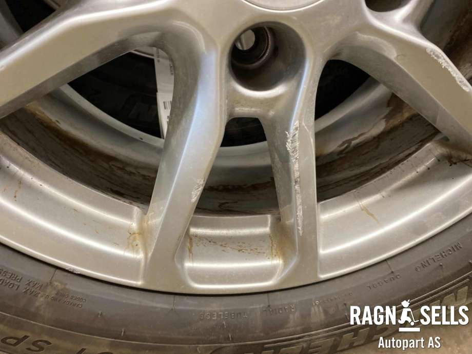 Hjulsett aluminium sommer til Porsche Cayenne 2002-2006 (Fase 1) (9PA) (9PA) (MICHELIN|255/55R18|)