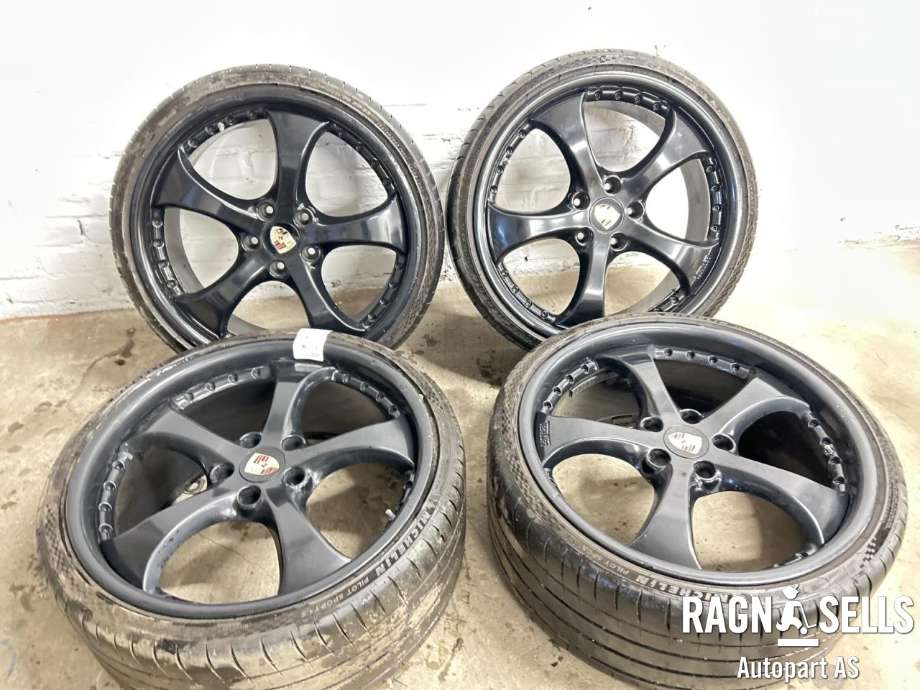 Hjulsett aluminium sommer til Porsche Panamera 2009-2017 (Type I) (970) (970) (105022TA2|95022TA2|)