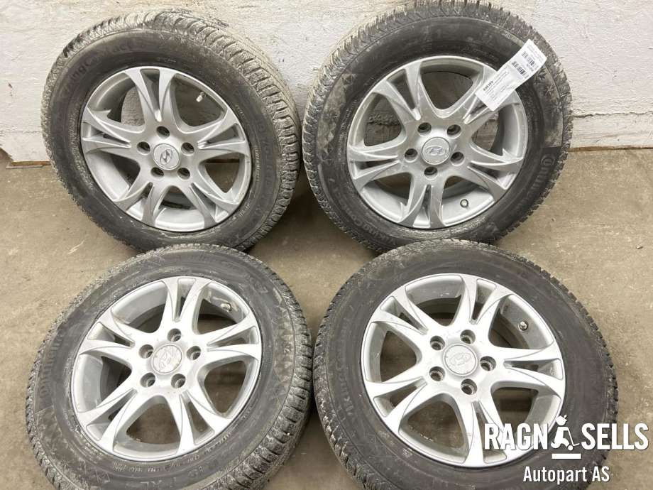 Hjulsett aluminium vinter til Hyundai i30 2012-2017 (Type II) (195/65R15|)