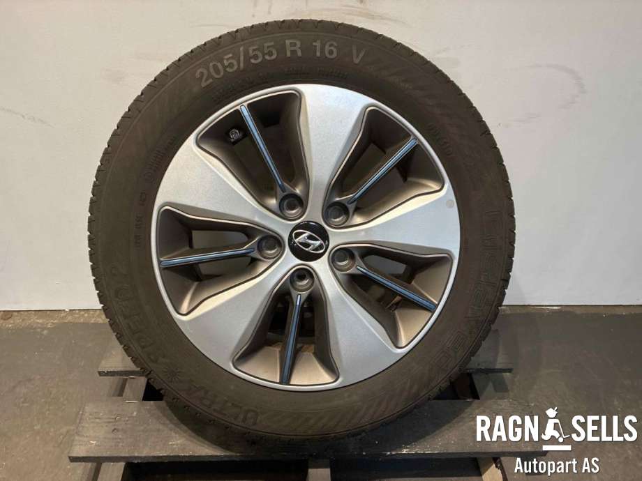 Hjulsett aluminium sommer til Hyundai Ioniq Hybrid 2016-2019 (Fase 1) (PRODUSERT|205/55R16|)