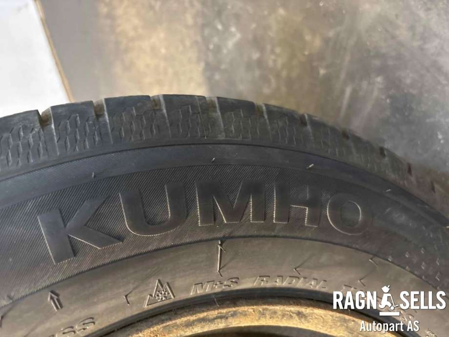 Hjulsett stål vinter til Peugeot Traveller 2017-->> (KUMHO|215/65R16|)