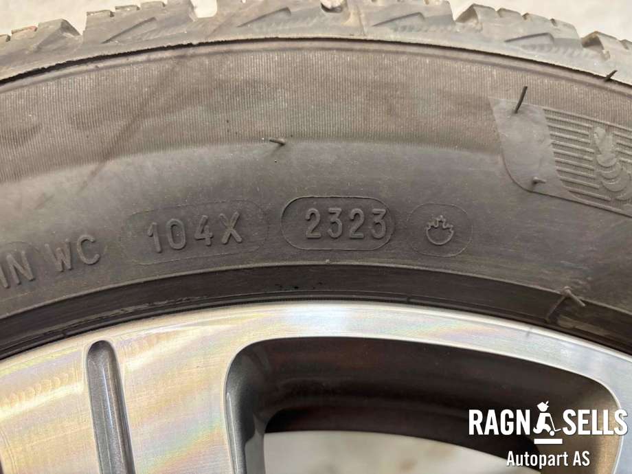 Hjulsett aluminium vinter til Peugeot 2008 2013-2019 (Type I)  (MICHELIN|205/55R16    7.21 MM    PROD 23/23   ET 42|)