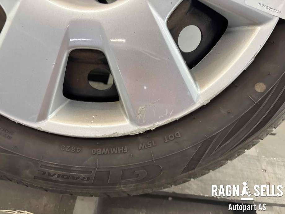 Hjulsett stål sommer til Toyota Verso 2004-2009 (Type II) (205/55R16|)