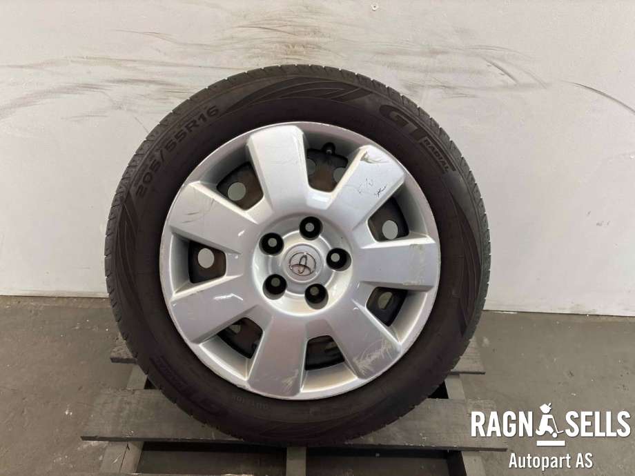 Hjulsett stål sommer til Toyota Verso 2004-2009 (Type II) (205/55R16|)