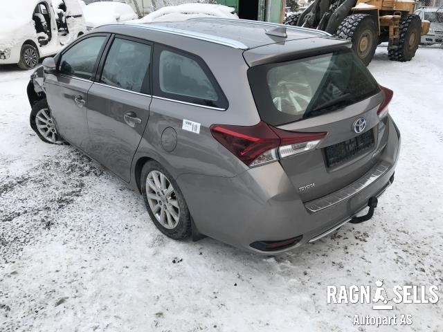 Toyota Auris 2015-2019 (Type II, Fase 2) , Motorkode: 2ZR-FXE 190000T162, Girkassekode: 3090047064