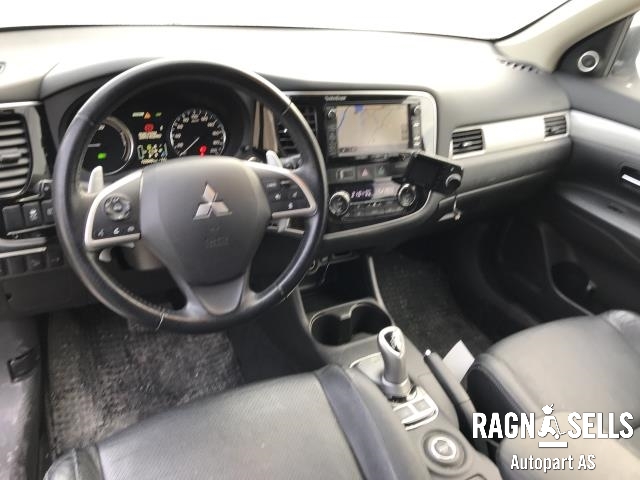 Mitsubishi Outlander 2012-2015 (Type III, Fase 1) , Motorkode: 4B11-5-20L, Girkassekode: 2700A404