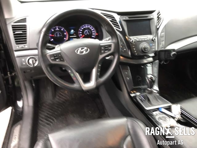 Hyundai i40 2012-2017 , Motorkode: D4FD 132L12AU 00, Girkassekode: 45000 3BEH0