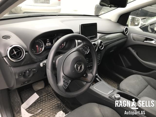 Mercedes B-Klasse, electric drive 2014-2018 (W242) (W242), Motorkode: EM0004, Girkassekode: 