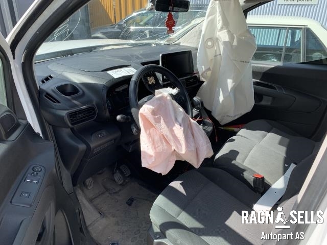 Citroën Berlingo 2019-->> (Type III) , Motorkode: YHY01, Girkassekode: BE4R