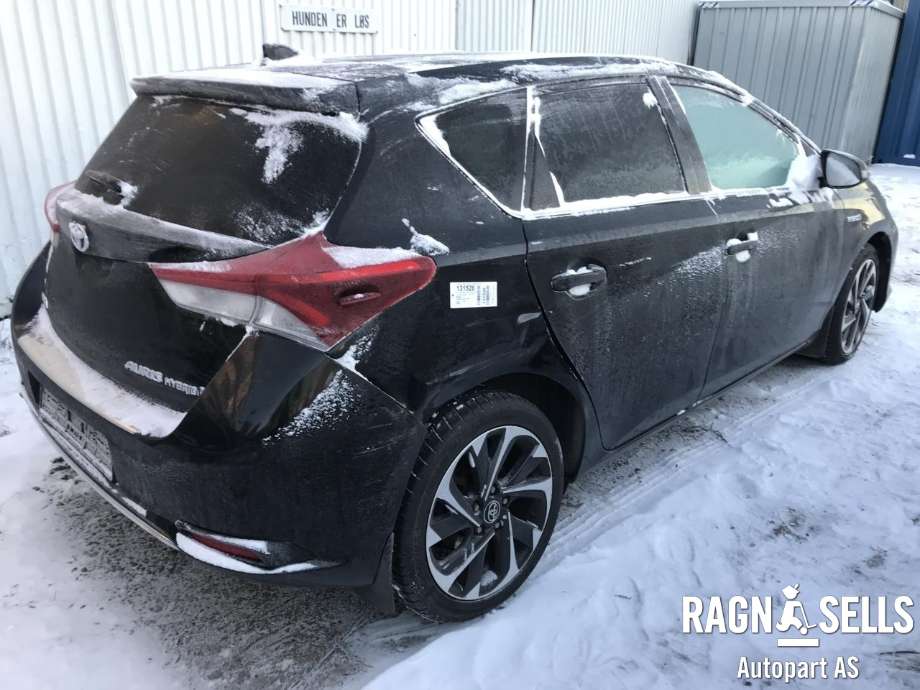 Toyota Auris 2013-2015 (Type II, Fase 1) , Motorkode: 2ZR-FXE, Girkassekode: 3090047064