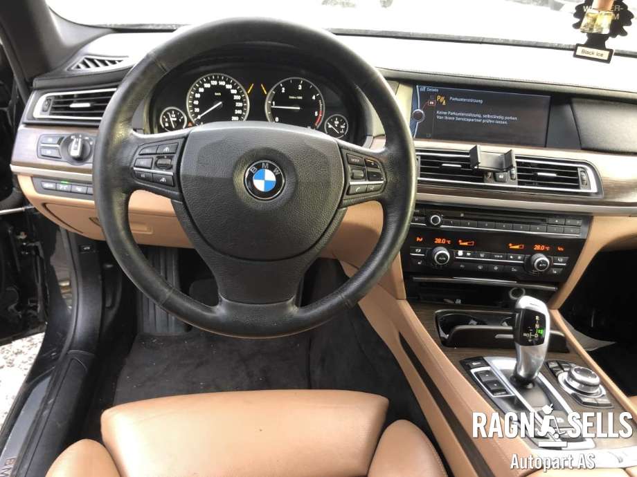 BMW 7-Serie 2009-2015 (F01/F02/F03/F04) (F01/F02/F03/F04), Motorkode: N57D30A, Girkassekode: GA6HP26Z