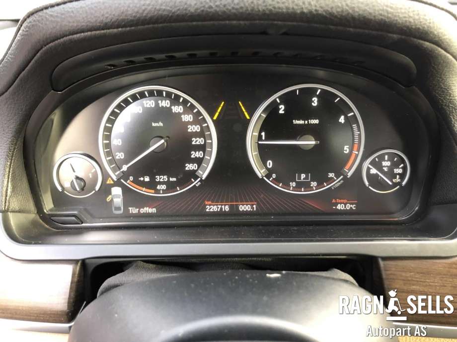 BMW 7-Serie 2009-2015 (F01/F02/F03/F04) (F01/F02/F03/F04), Motorkode: N57D30A, Girkassekode: GA6HP26Z