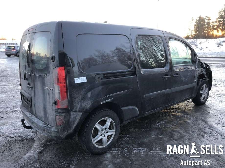 Mercedes Citan 2012-2021 (W415) (W415), Motorkode: K9K B6 OM607.951, Girkassekode: 700710