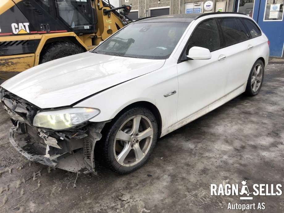 BMW 5-Serie 2010-2017 (F10/F11) (F10/F11), Motorkode: N47D20C, Girkassekode: GA8HP45Z
