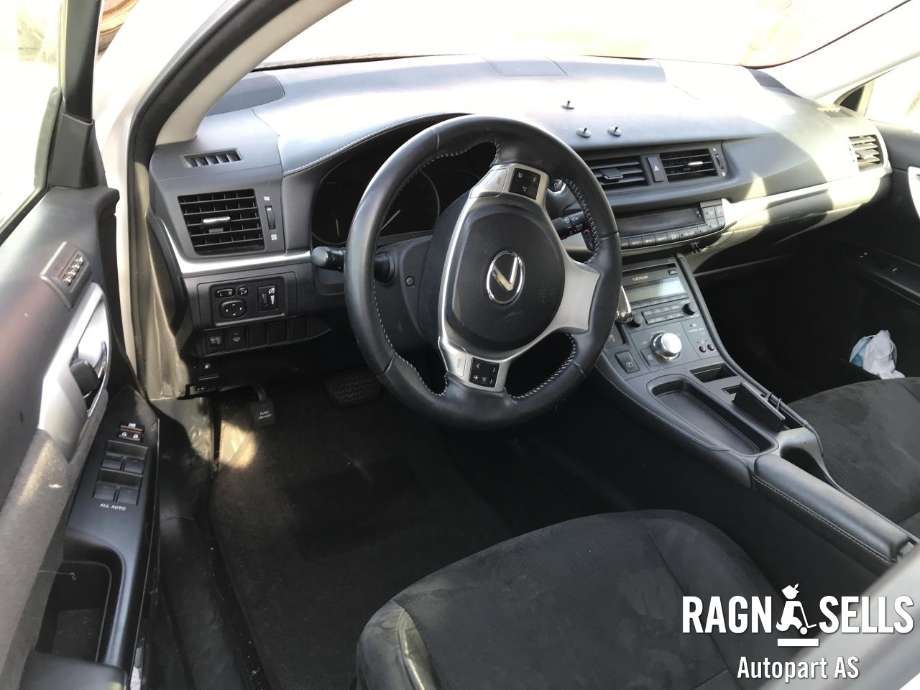 Lexus CT 2010-2020 , Motorkode: 2ZR-FXE, Girkassekode: 3090047063