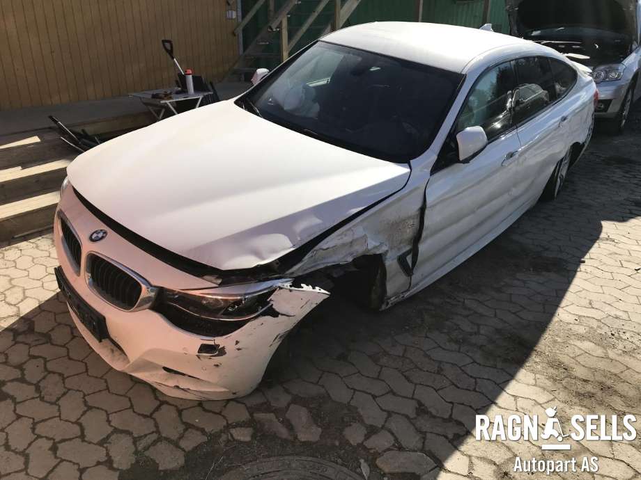 BMW 3-Serie 2012-2018 (F30/F31/F34) (F30/F31/F34), Motorkode: N20B20B, Girkassekode: 24 00 8 638 282