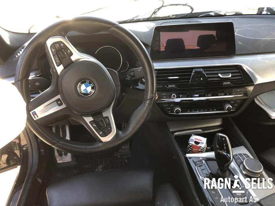 BMW 5-Serie 2017-->> (G30/G31) (G30/G31), Motorkode: B48B20A|GC1P25A, Girkassekode: GA8P75HZ