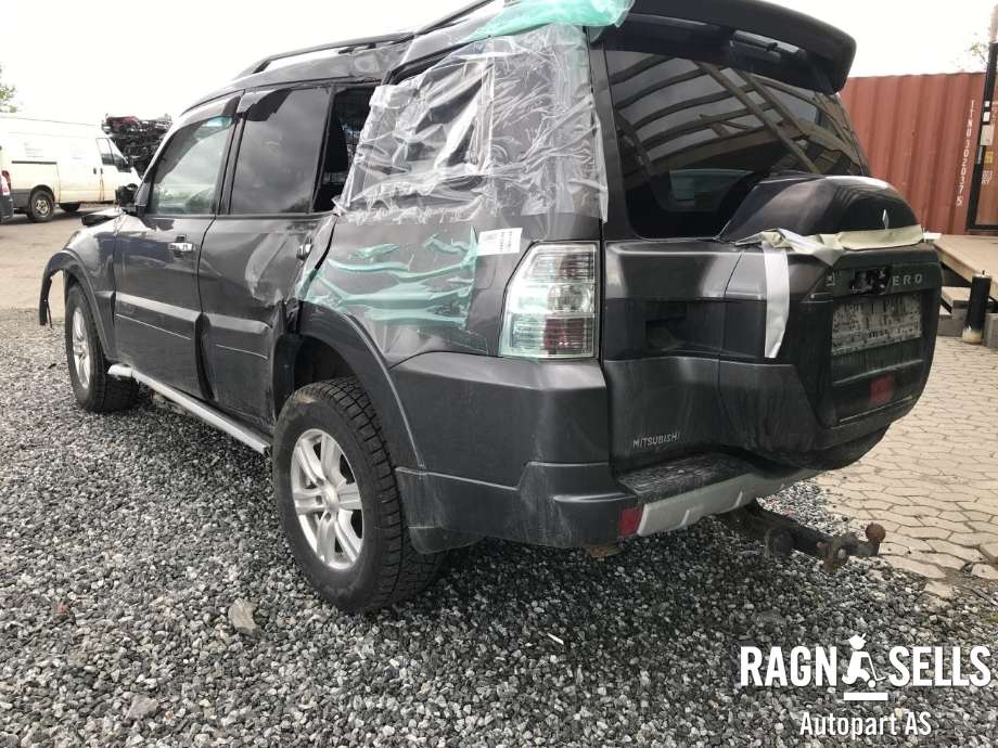 Mitsubishi Pajero 2016-2019 (Type IV, Fase 2) , Motorkode: 4M41, Girkassekode: 2702A057