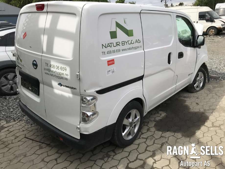 Nissan E-NV200 2014-->> , Motorkode: EM57, Girkassekode: 320104FA0B