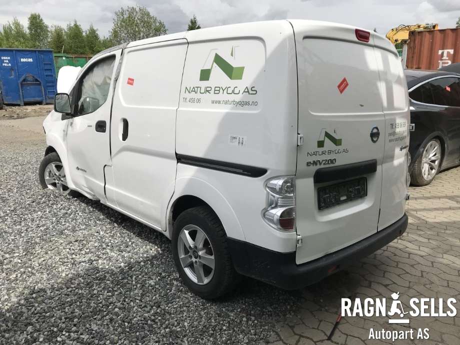 Nissan E-NV200 2014-->> , Motorkode: EM57, Girkassekode: 320104FA0B