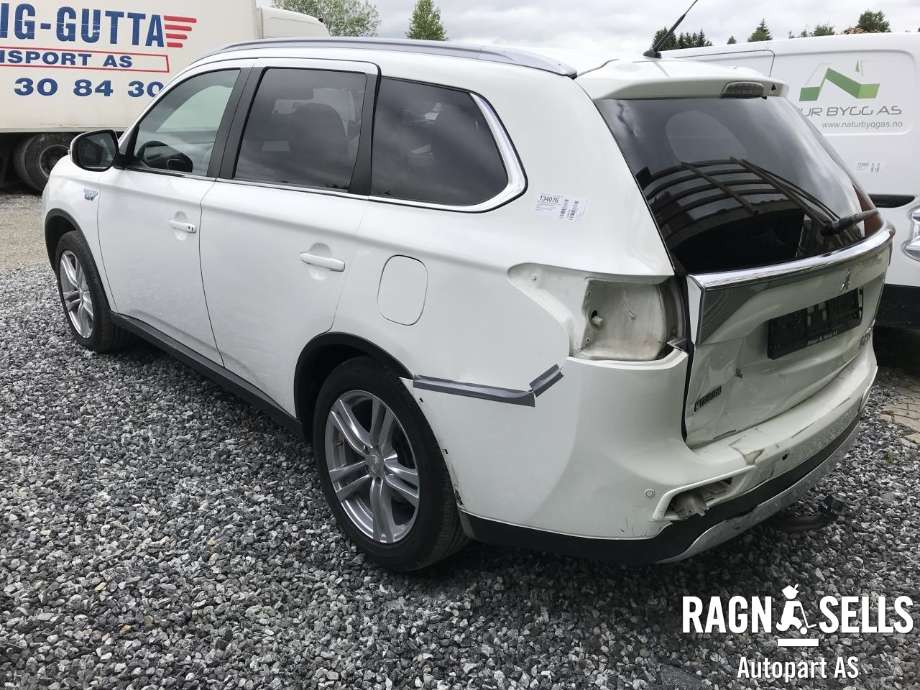 Mitsubishi Outlander 2012-2015 (Type III, Fase 1) , Motorkode: 4B11|S61, Girkassekode: 2700A404