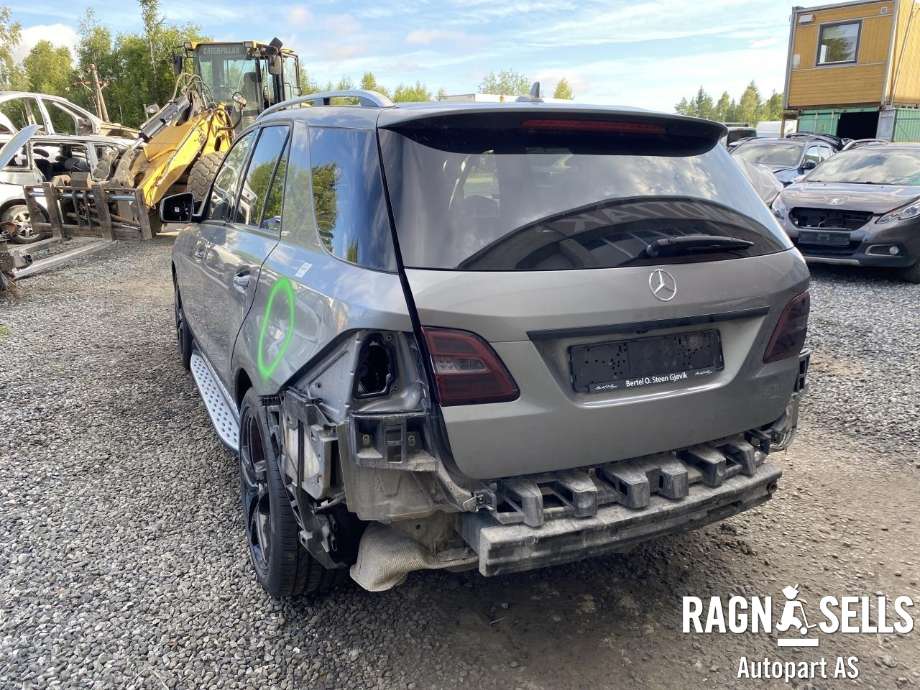 Mercedes ML 2011-2015 (Fase 1) (W166) (W166), Motorkode: 642826, Girkassekode: 72290310041676