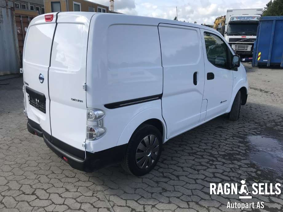 Nissan E-NV200 2014-->> , Motorkode: EM57, Girkassekode: 320104FA0B