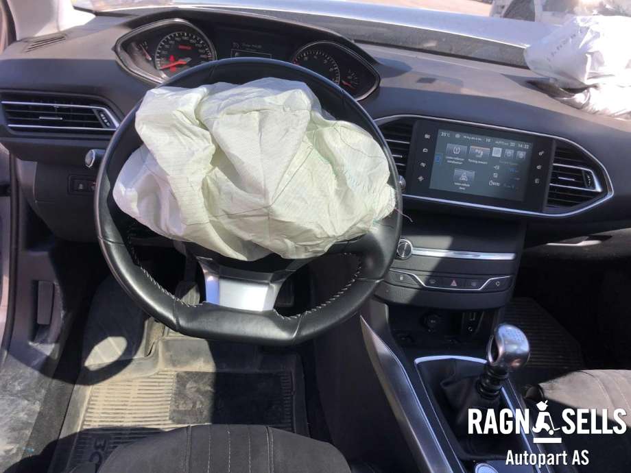 Peugeot 308 2013-2021 (Type II) , Motorkode: HN02, Girkassekode: STT