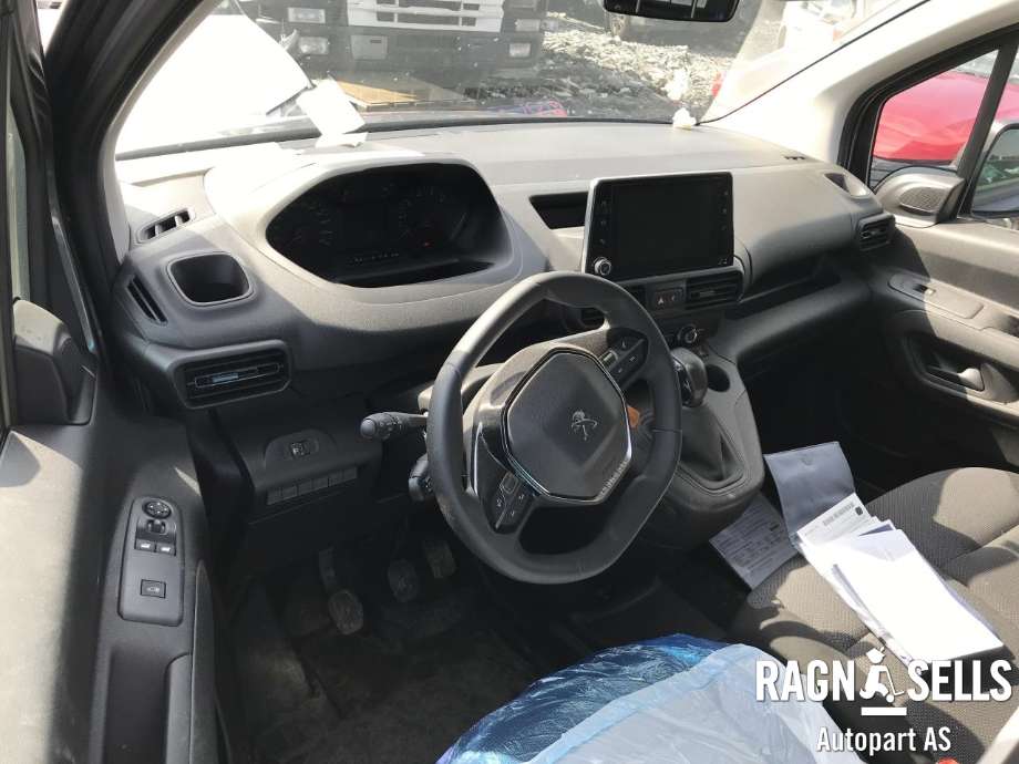 Peugeot Partner 2019-->> (Type III) , Motorkode: YH01, Girkassekode: BE4R