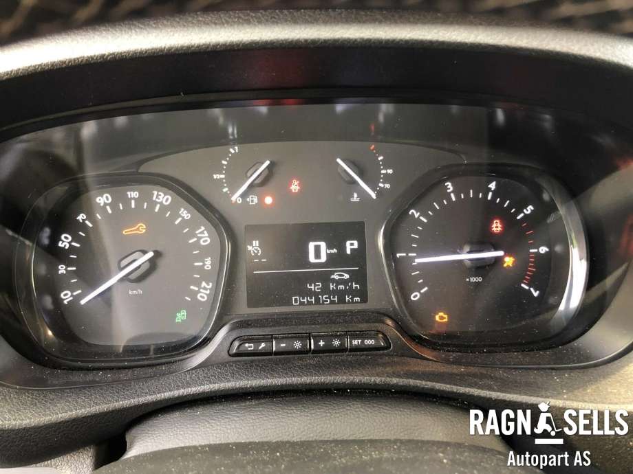 Opel Vivaro C 2020-->> , Motorkode: AH01, Girkassekode: 
