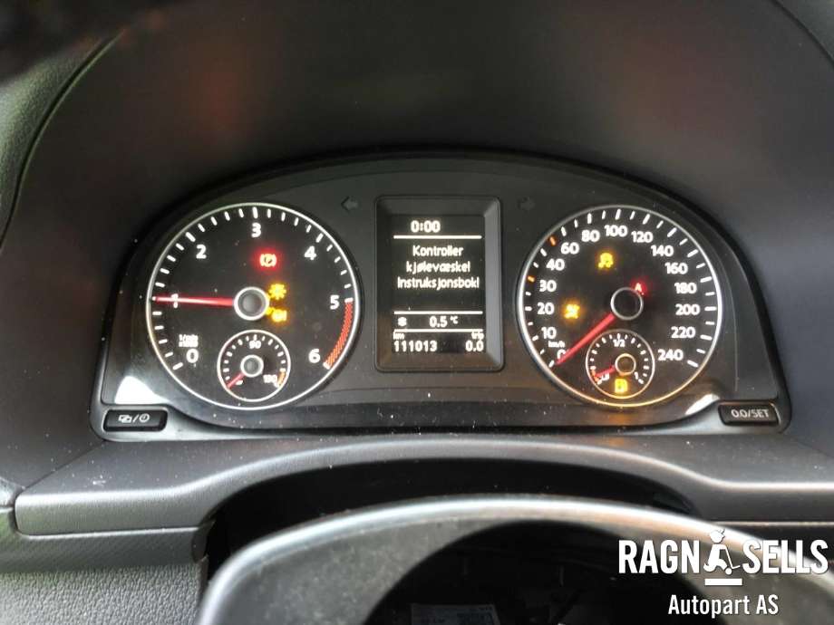 VW Caddy 2010-2015 (Type III, Fase 2) , Motorkode: CFHF, Girkassekode: NFQ
