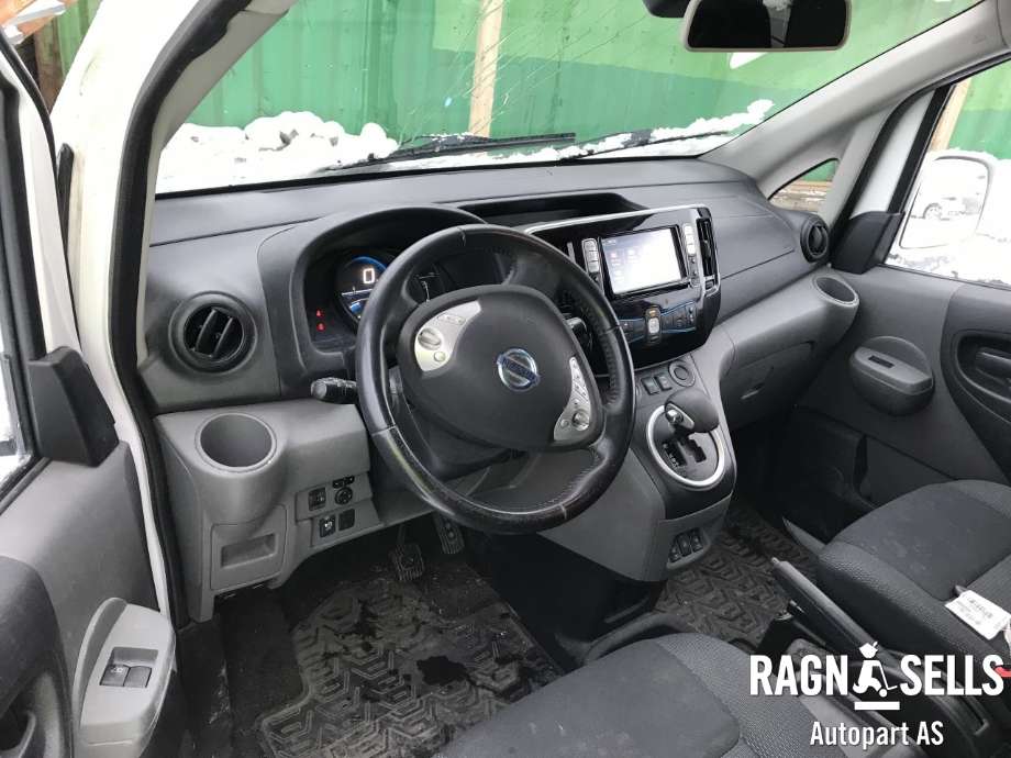 Nissan E-NV200 2014-->> , Motorkode: EM57, Girkassekode: 320104FA0B