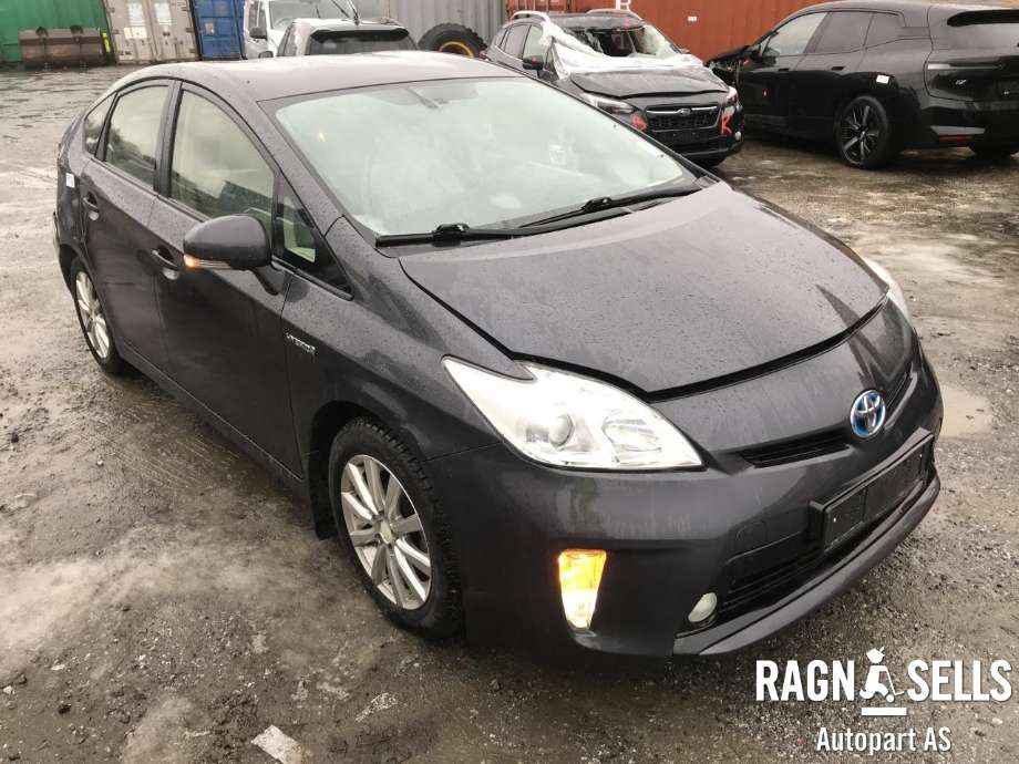 Toyota Prius 2009-2016 (Type III) (COMBI) (COMBI), Motorkode: 2ZR-FXE, Girkassekode: 3090047063