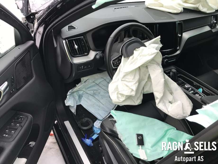 Volvo XC60 2017-->> (Type II) , Motorkode: B4204T46|ERAD_2|C-ISG, Girkassekode: TG-81SD