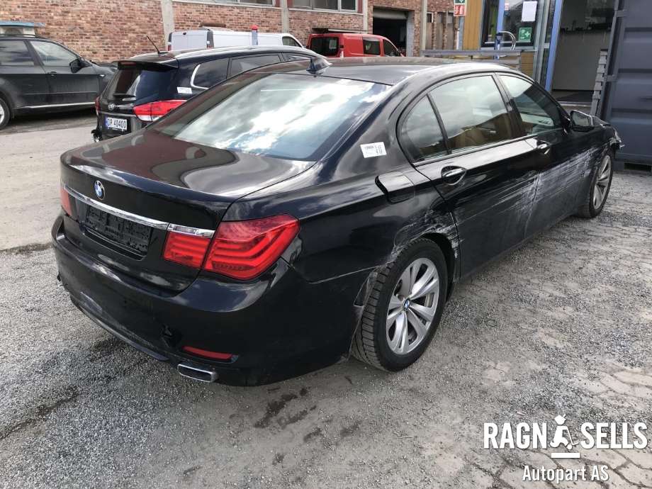 BMW 7-Serie 2009-2015 (F01/F02/F03/F04) (F01/F02/F03/F04), Motorkode: N57D30A, Girkassekode: GA6HP26Z