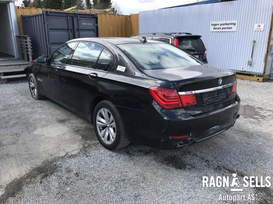 BMW 7-Serie 2009-2015 (F01/F02/F03/F04) (F01/F02/F03/F04), Motorkode: N57D30A, Girkassekode: GA6HP26Z