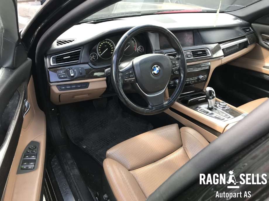 BMW 7-Serie 2009-2015 (F01/F02/F03/F04) (F01/F02/F03/F04), Motorkode: N57D30A, Girkassekode: GA6HP26Z