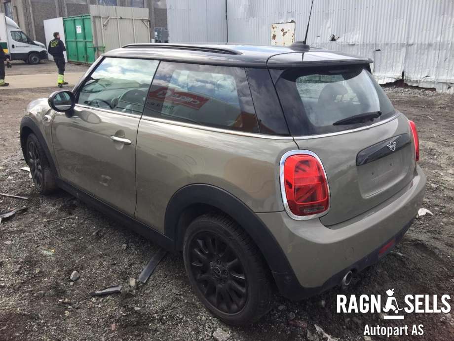 Mini One/Cooper 2014-->> (F54-57) (F54-57), Motorkode: B38A15A, Girkassekode: 28 00 5 A81 B47