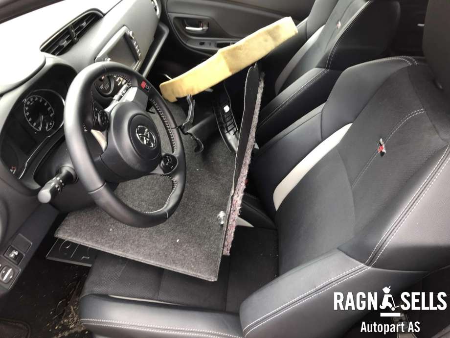 Toyota Yaris 2014-2020 (Type III, Fase 2) , Motorkode: 1NZ-FXE|1LM, Girkassekode: 3090052010
