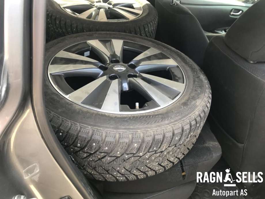 Nissan Leaf 2011-2017 (Type I) , Motorkode: EM57, Girkassekode: 320103NF5B