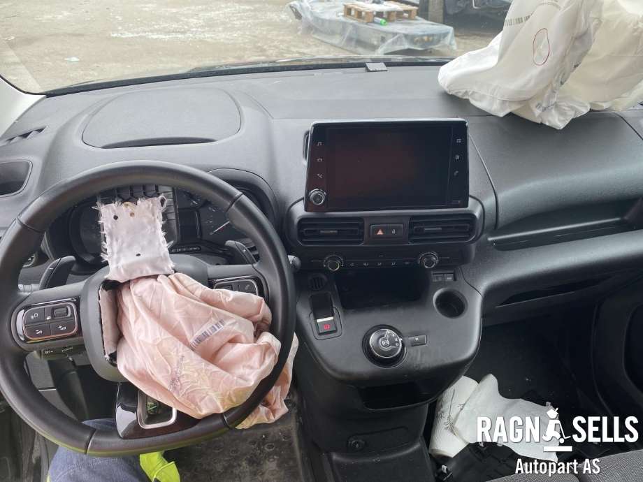 Citroën Berlingo 2019-->> (Type III) , Motorkode: YH01, Girkassekode: STT