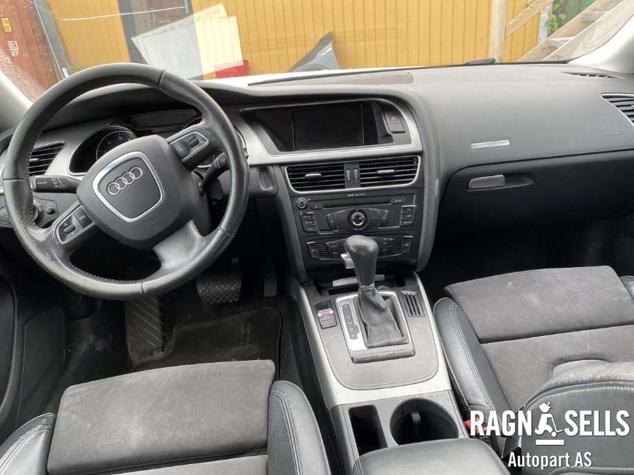 Audi A5 2007-2016 (Type I) , Motorkode: CDNB, Girkassekode: MVB
