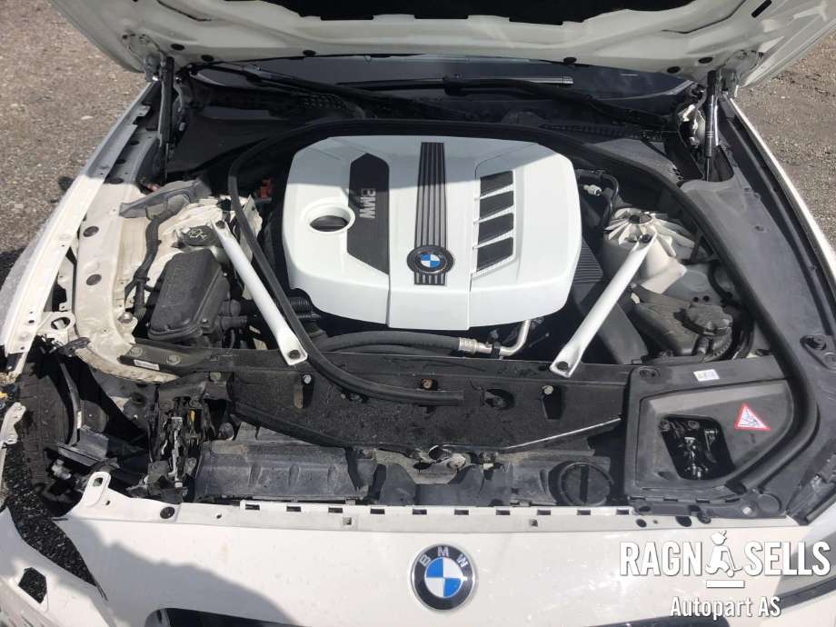 BMW 5-Serie 2010-2017 (F10/F11) (F10/F11), Motorkode: N47D20C, Girkassekode: 24 00 7 623 321