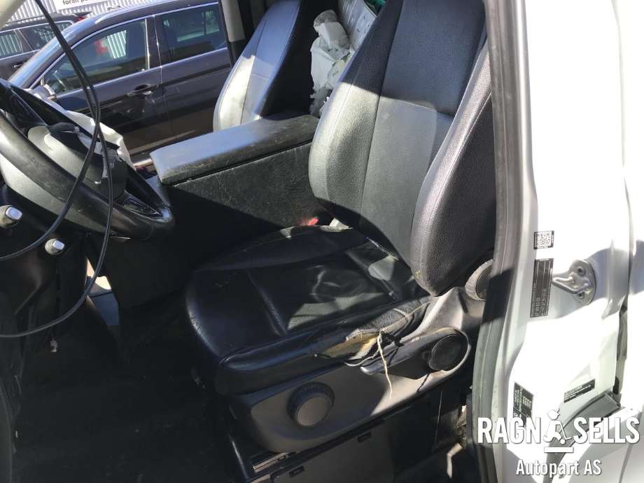 Mercedes Vito 2014-->> (W447) (W447), Motorkode: 651.950, Girkassekode: 72290806145225